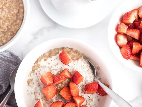 Creamy Strawberry Oatmeal in the Instant Pot®