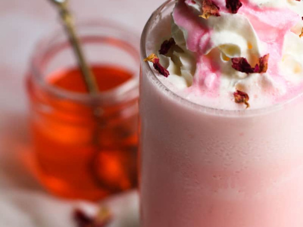 Creamy Coconut and Rose Milkshake
