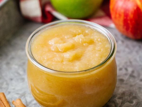 Quick and Easy Applesauce in the Instant Pot®