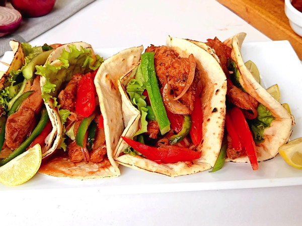 Chicken fajita tacos made easy