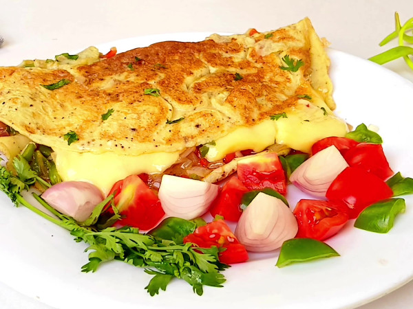 Cheesy Egg Omelet