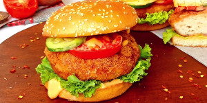 Chicken and bread combo