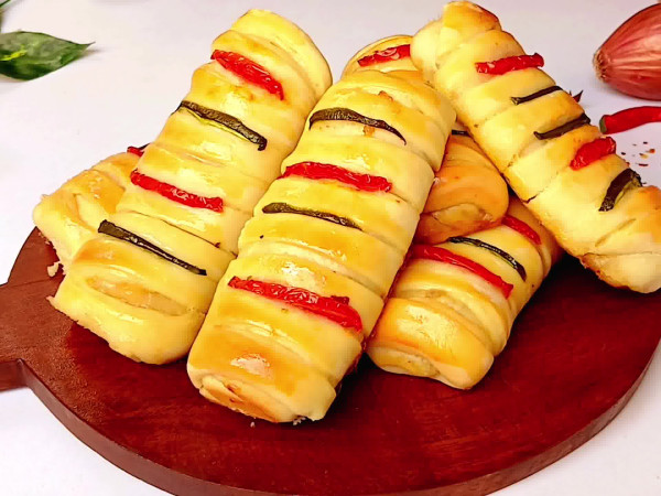 Chicken Pizza on Toast