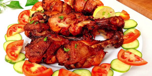 Delicious air-fried chicken drumsticks