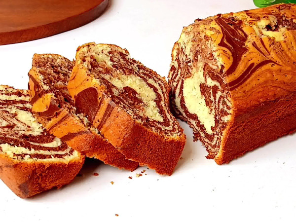 Marble Swirl Tea Cake