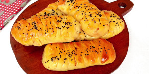 Rolled Bread with Chicken