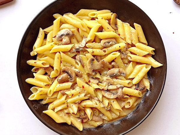 Rich Mushroom Pasta Dish