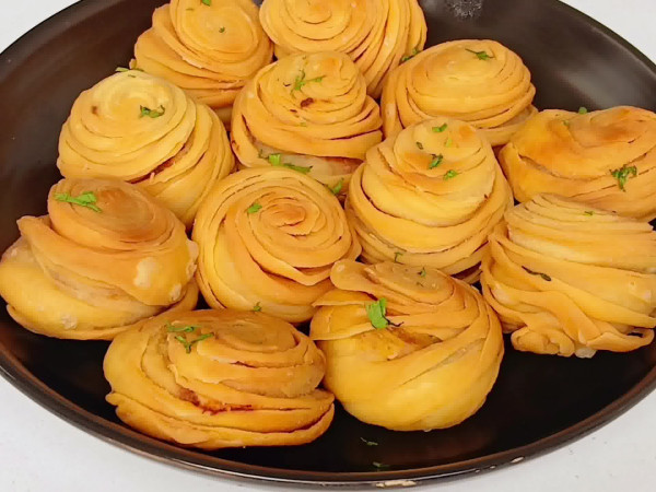 Tender Chicken in Flaky Pastry