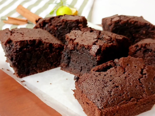 Rich Chocolate Brownies with Extra Cocoa