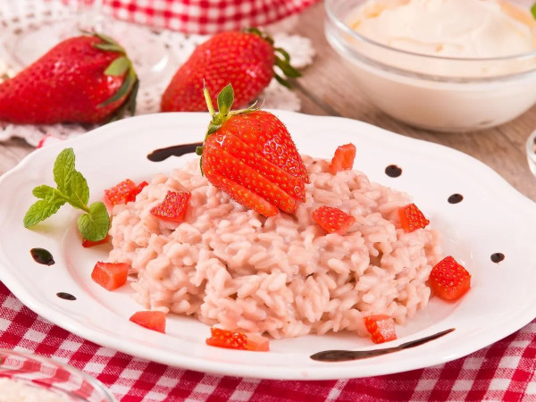 Strawberry Risotto with Prosecco for a Romantic Spring Dinner