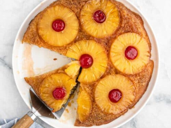 Pineapple and Nut Cake