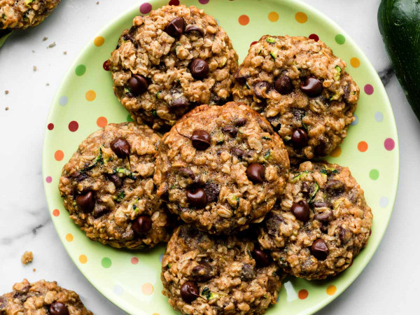 Zucchini and Chocolate Oatmeal Treats
