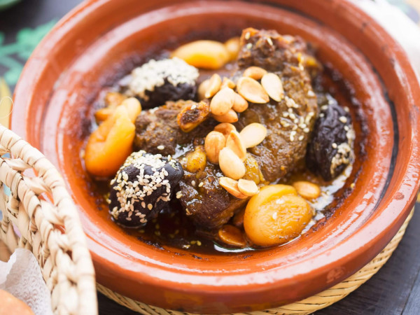 Tagine with Pears and Dried Fruits