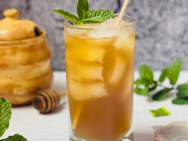 Quick and Easy Iced Tea in the Instant Pot®