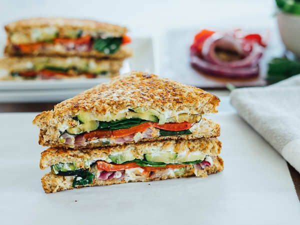 Cheese and Vegetable Grilled Sandwich