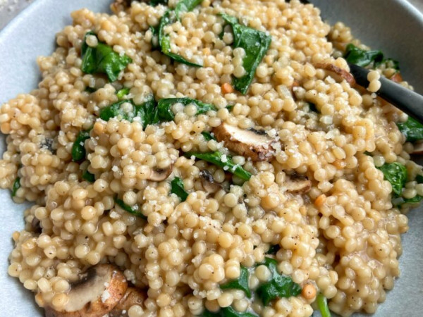 Garlicky Mushroom Couscous Made in the Instant Pot®