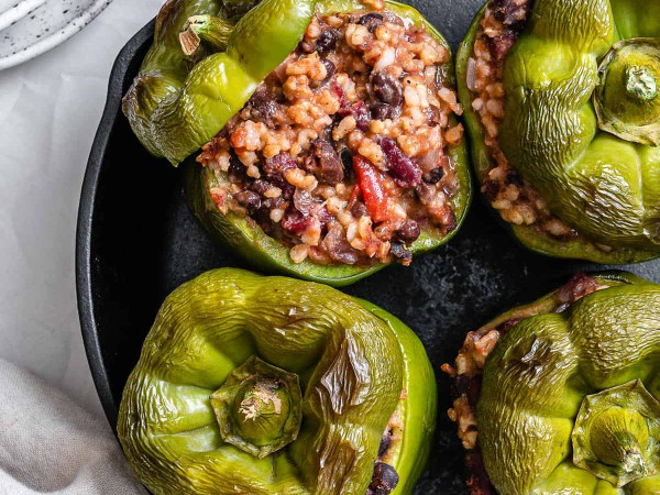 Simple Vegan Stuffed Peppers