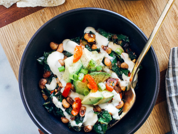 Black-Eyed Peas with Pico de Gallo