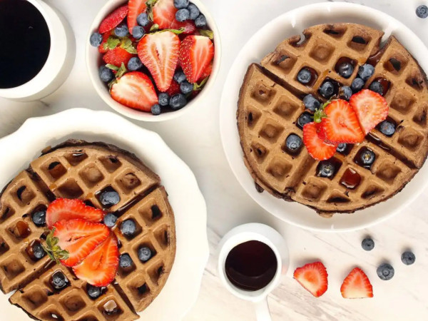 Chocolate Zucchini Waffles Without Gluten