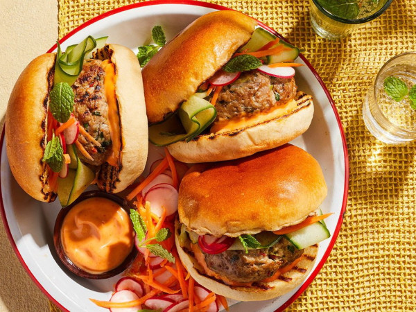 Delicious Skillet Burgers