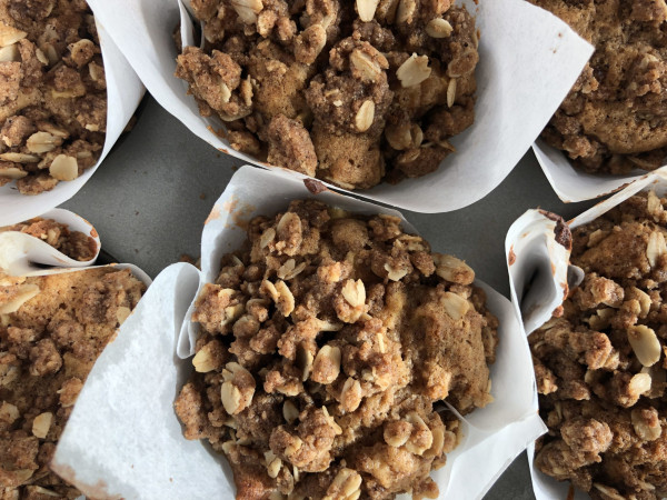 Muffins with Brown Butter and Oatmeal