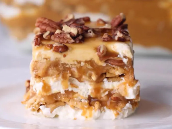 Keto Pumpkin-Pecan Cheesecake Bites