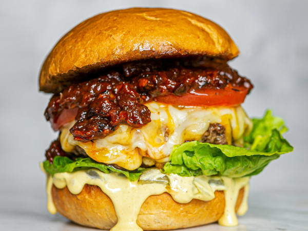 Steak Sauce-Topped Bacon Cheeseburgers