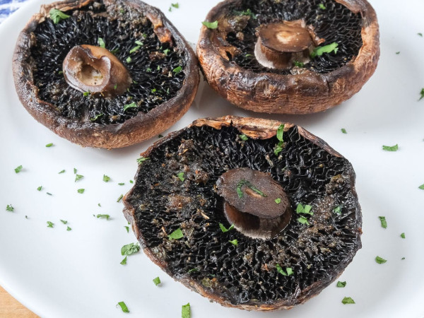 Steak Tips and Portobello Mushrooms Made in the Air Fryer