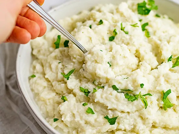 Garlic Mashed Cauliflower Made in the Instant Pot®