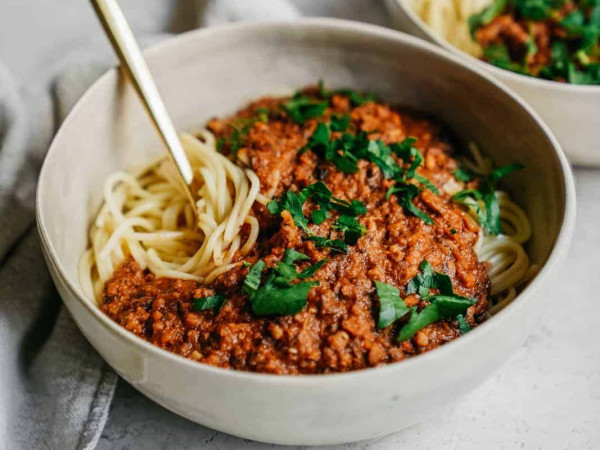 Plant-Based Spaghetti Dish