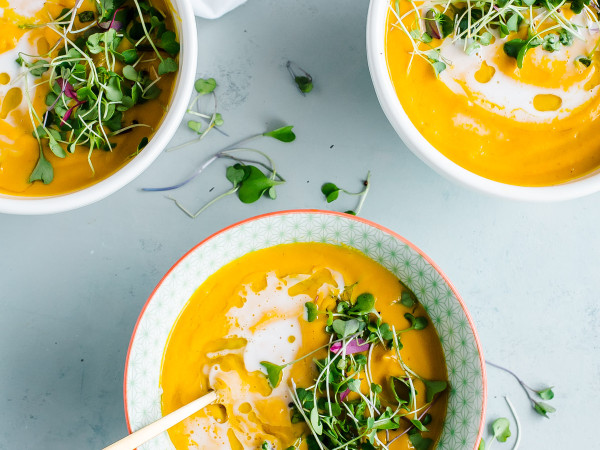 The Ultimate Vegan Carrot Soup Recipe