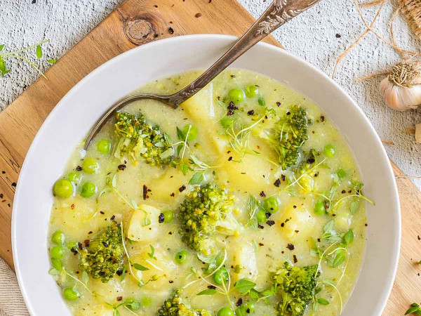 Hearty Potato Stew Packed with Vegetables