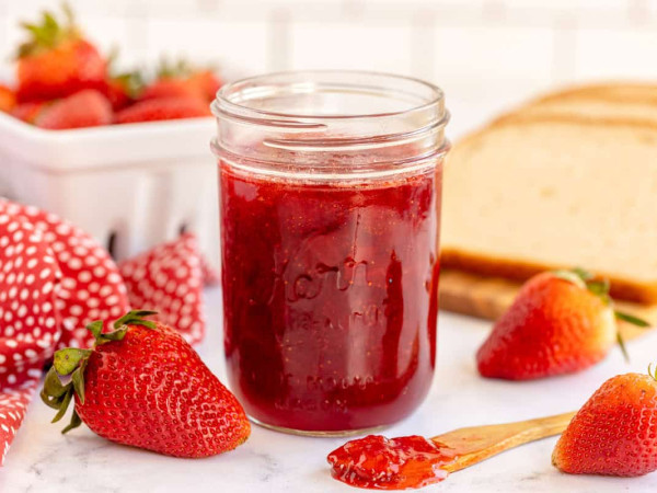 Fresh Strawberry Limeade Jam Made at Home